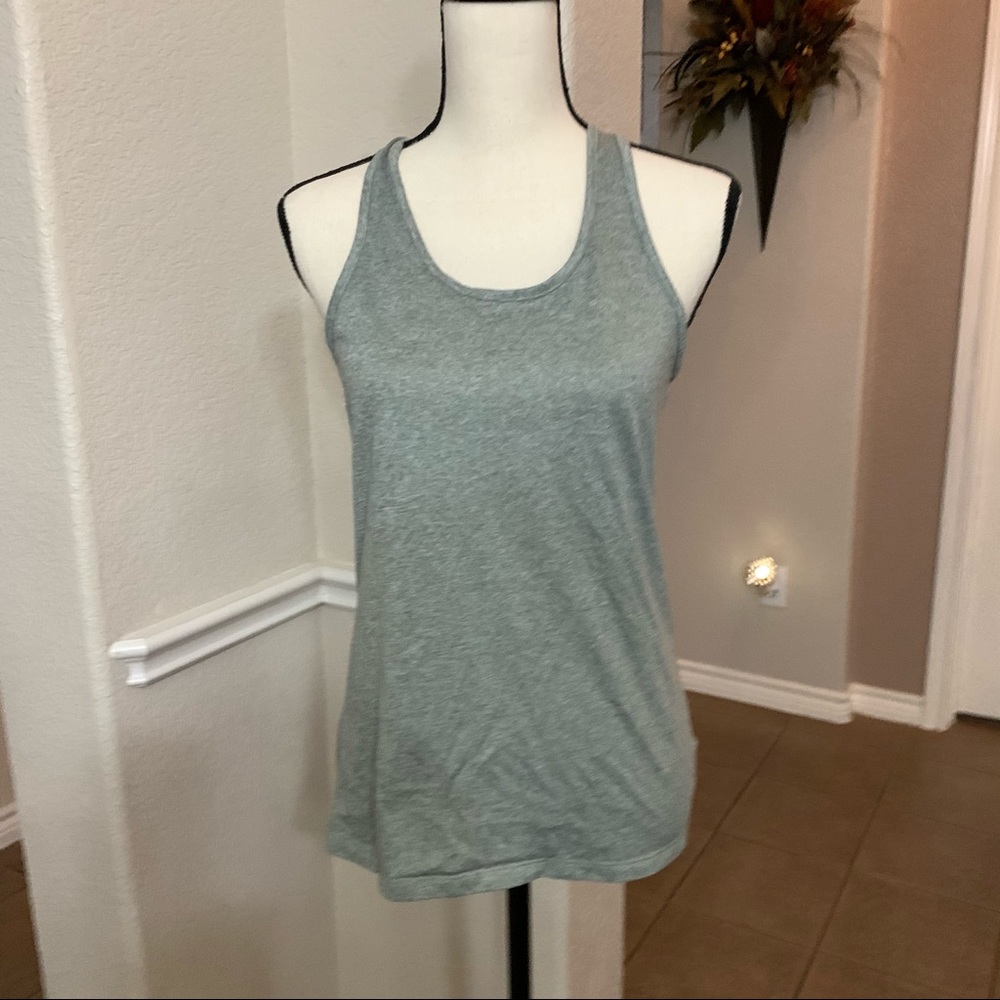 Nike Dri-Fit gray classic razorback tank top Size M